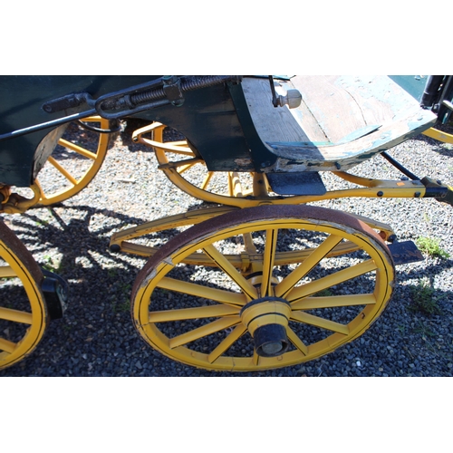 93 - Antique 19th century French horse drawn buggy