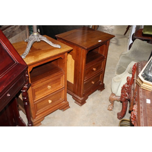 520 - Pair of Wentworth furniture bedside cabinets, with open shelf and two drawers below, each approx 79c... 