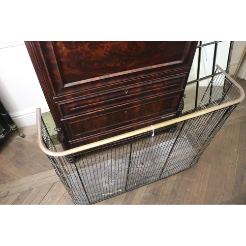 1019 - Antique English brass and wirework fire fender, approx 78cm H x 109cm W x 30cm D