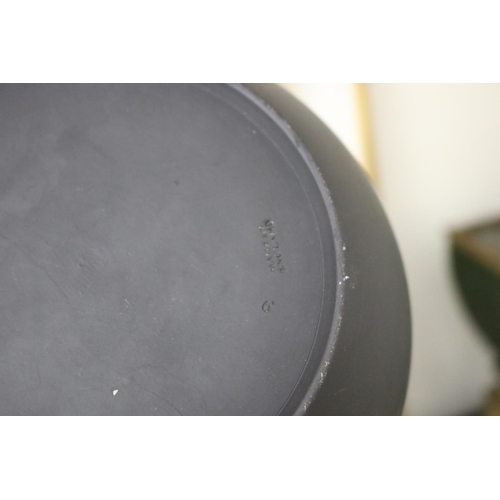1117 - Antique Wedgwood black basalt bowl, approx 9cm H x 22cm Dia