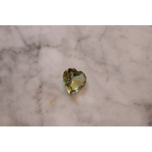 1293 - Unset heart shaped citrine