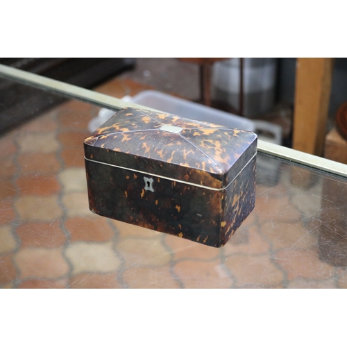 1370 - Antique early 19th century tortoise shell tea caddy, With pewter string inlay, with two section inte... 