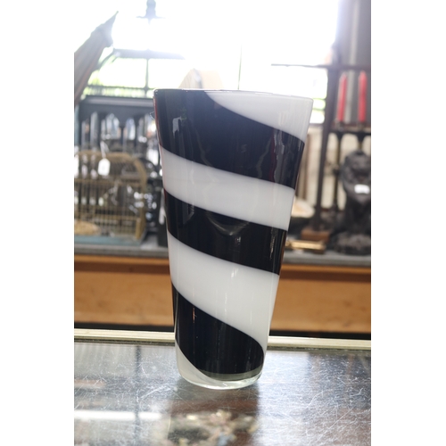 1377 - Art glass black and white swirl vase, approx 30cm H x 16cm Dia