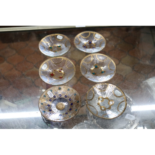 1381 - Six Peter Crisp glass dishes, approx 10.5cm Dia (6)