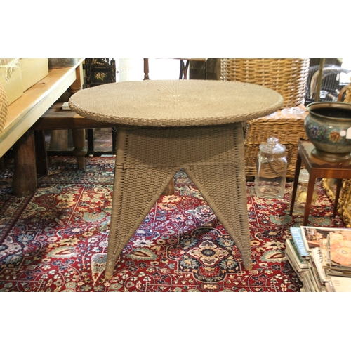 2573 - Vintage/antique Seagrass table, approx 75cm H x 92cm W x 71cm D