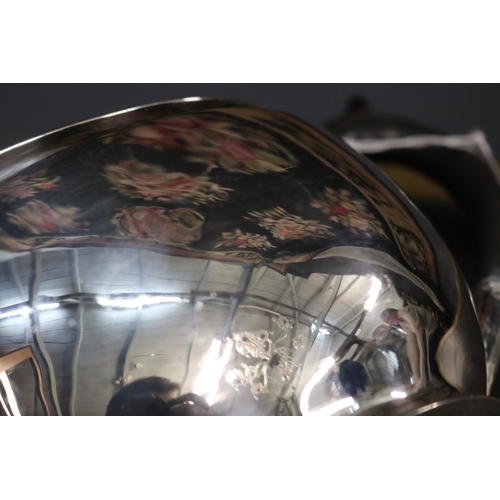 Hallmarked sterling silver teapot, Edinburgh, 192829 maker Brook and