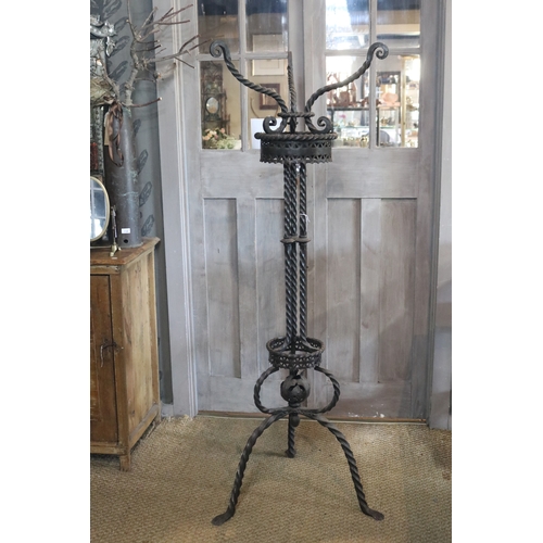 1737 - Impressive wrought iron tri form hat / coat rack, fluted twist iron frame work, with pierced top col... 