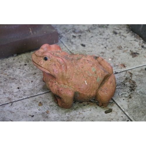 2015 - Terracotta bull frog, approx 29cm L