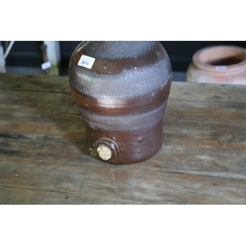 2675 - Bendigo pottery water jar, approx 32cm H