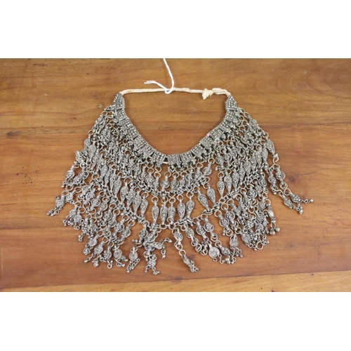 2374 - Head piece / necklace