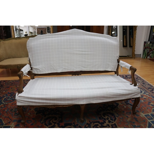 2404 - Antique French Louis XV settee, carved frame, with linen slip, approx 157cm W
