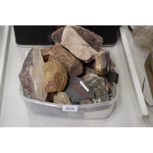 2276 - Container of various rough stones