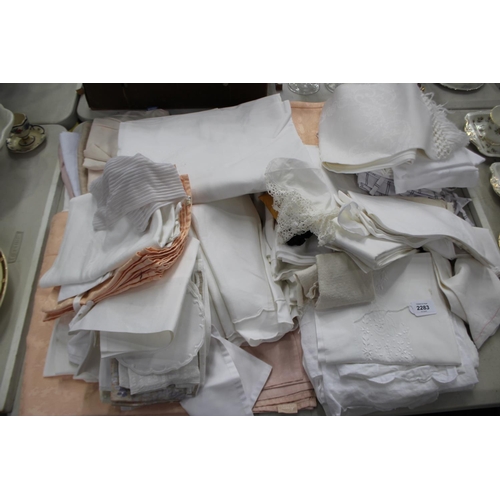 2283 - Large lot of linen etc