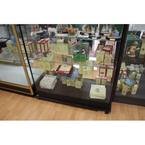 2359 - Shop display cabinet, with lights, no doors, approx 188cm H x 120cm W x 50cm D