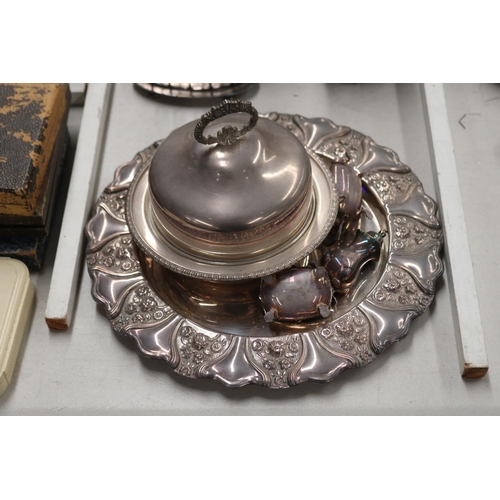 2262 - Assortment of silver plate, approx 30cm Dia and smaller