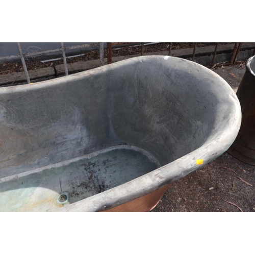 45 - Antique French copper bath tub, approx 75cm H x 168cm L x 72cm W