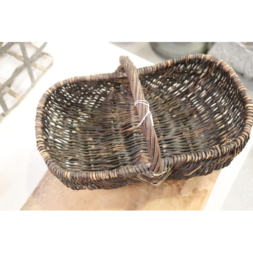 397 - Vintage French wooden flower pickers basket, approx 14cm H ex handle x 39cm W x 23cm D