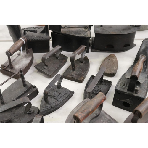 415 - Huge assortment antique French etc of cast iron irons, approx 23cm H x 21cm W and smaller