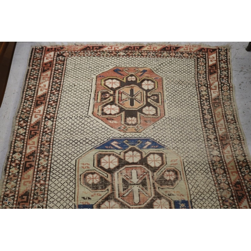 269 - Antique / vintage wool kilim carpet, approx 103cm x 198cm