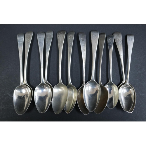 1073 - Twelve Georgian hallmarked sterling silver spoons, various dates and makers, 380 grams & 17.5cm L & ... 