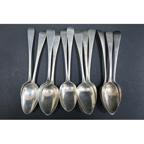 1074 - Twelve Georgian hallmarked sterling silver spoons, various dates and makers, approx 350 grams & 18cm... 