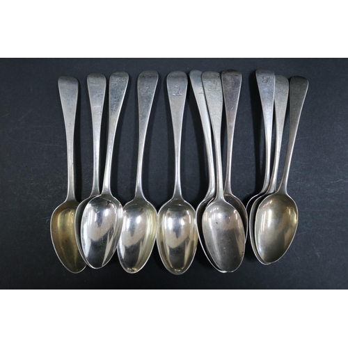 1081 - Eleven William IV and Victorian  hallmarked sterling silver spoons, various dates and makers, aprox ... 