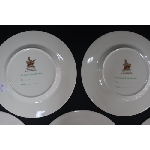 5115 - Royal Doulton, Bunnykins date plates and Christmas, approx 20.5cm Dia (5)