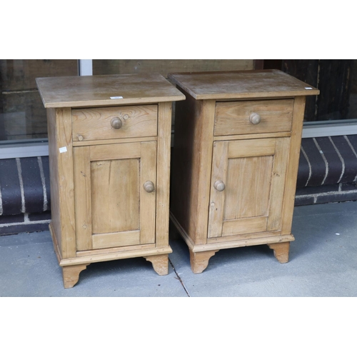 391 - Pair of English pine single drawer pedestal bedside cabinets, each approx 69cm H x 45cm W x 34.5cm D... 