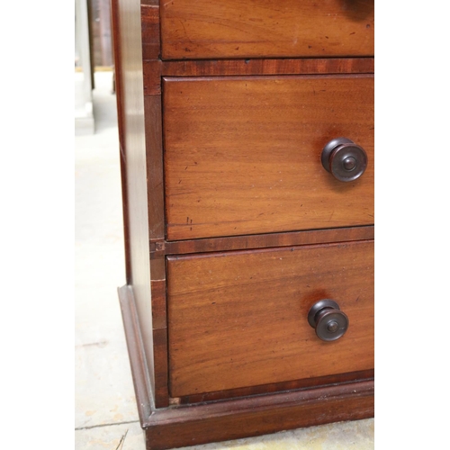 490 - Antique 19th century Australian cedar five drawer Chest with a later 