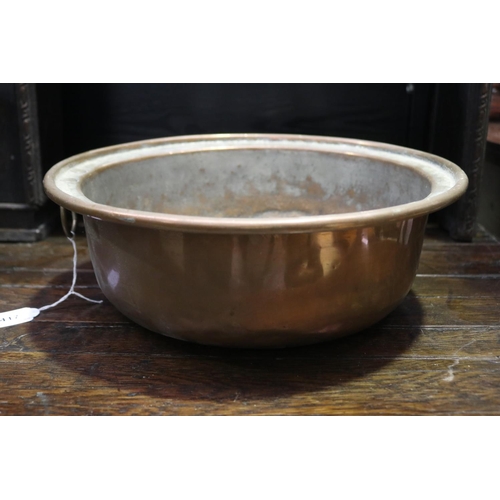 417 - Antique French copper pan, with loop hanger, approx 12cm H x 34cm Dia