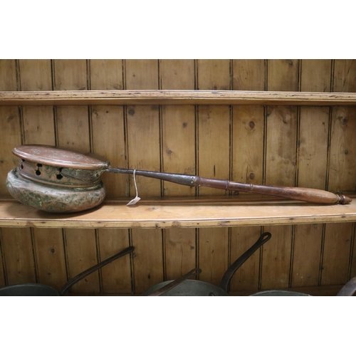 486 - Antique 17th or early 18th century French copper and iron bed pan, with pierced collar, approx 24cm ... 