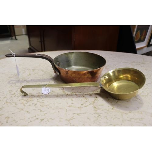 468 - Antique French copper heavy gauge saucepan and brass ladle, approx 20cm Dia excluding handle and sma... 