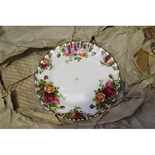 5040 - Royal Doulton Old Country Roses three tier cake stand in box, approx 26cm Dia