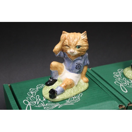 5077 - Beswick The Footballing Felines Collection Kitcat 300/1500, Mee-ouch 455/1500, approx 14cm H (2)