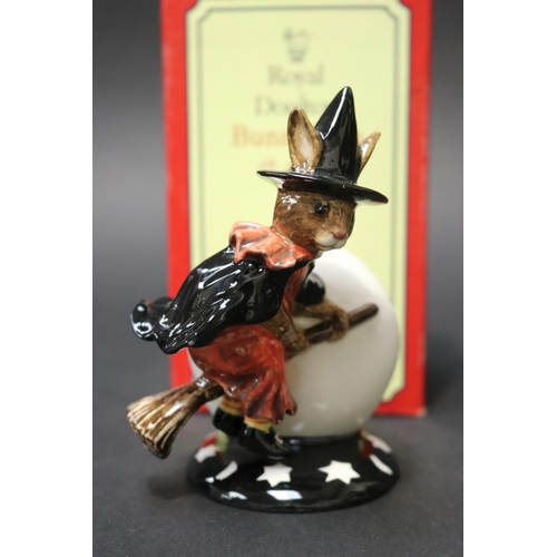 5171 - Royal Doulton Bunnykins Trick or Treat 105/1500, approx 11cm H