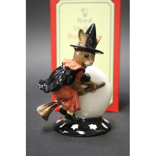 5174 - Royal Doulton Bunnykins Trick or Treat 120/1500, approx 11cm H