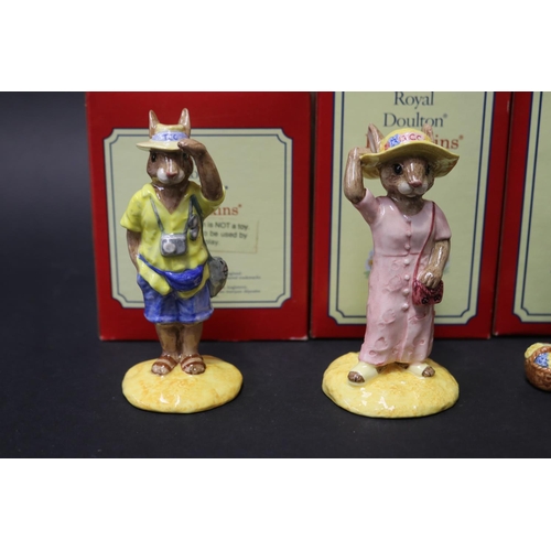 5196 - Royal Doulton Bunnykins Seaside, Sightseer, Old balloon Seller 304/2000, Tourist, approx 11cm H and ... 
