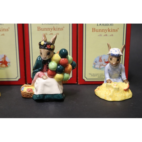 5196 - Royal Doulton Bunnykins Seaside, Sightseer, Old balloon Seller 304/2000, Tourist, approx 11cm H and ... 