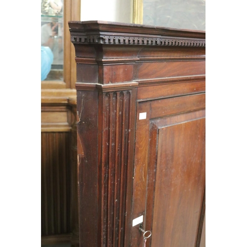 2134 - Good antique English George III mahogany single door corner cabinet. Generous fluted pilasters, dent... 