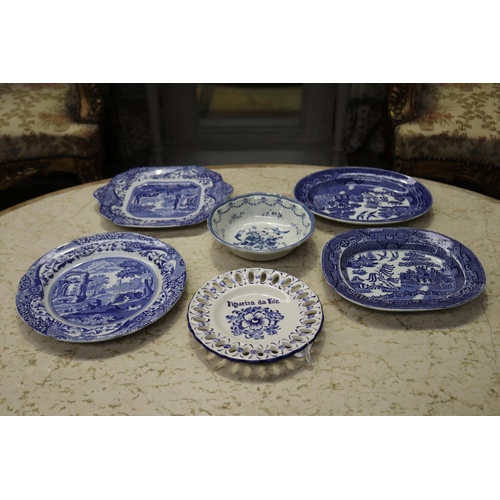 2067 - Five blue and white plates along with a plastic bowl, circular plate approx 27cm dia - sizes all var... 