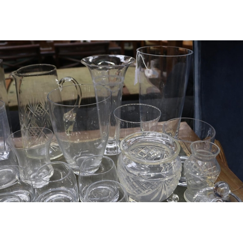 2262 - Assortment of glassware vintage and modern, approx 28cm H and smaller