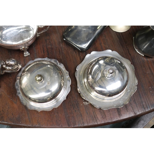 2268 - Assortment of silver plate to include teapot, gravy boats, etc, approx 15cm H and smaller