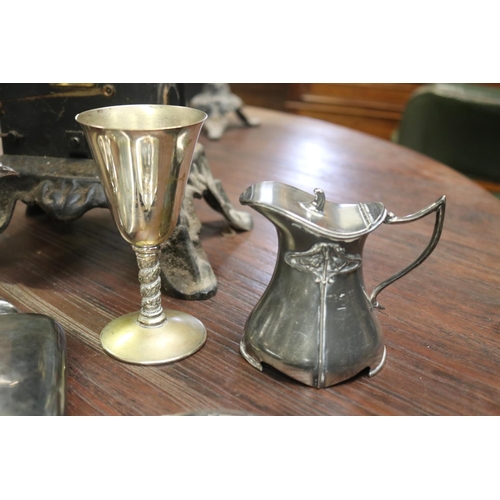 2268 - Assortment of silver plate to include teapot, gravy boats, etc, approx 15cm H and smaller