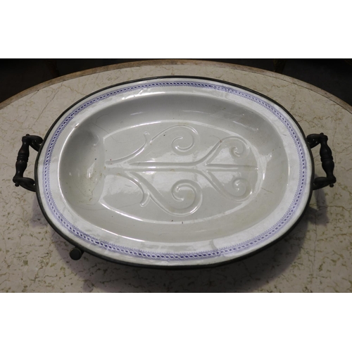 2288 - Meat platter warming dish, AF, approx 70cm L x 47cm (including handles)