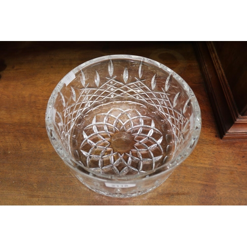 2118 - Marquis by Waterford crystal fruit bowl, with orginal sticker, approx 12cm H x 23cm dia