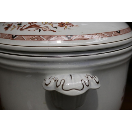 2140 - Wedgwood Kashmar ice bucket, approx 22cm H x 21cm dia (excluding handles)
