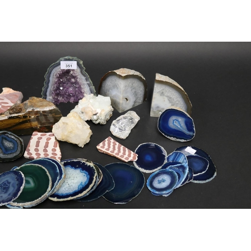 206 - Collection of lapidary: Amethyst Geode Specimens, crystal, zebra stone, tigers eye and agate pieces ... 