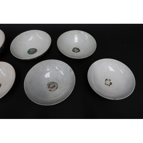 203 - Collection of six antique Chinese porcelain bowls, approx 20cm Dia and smaller (6)