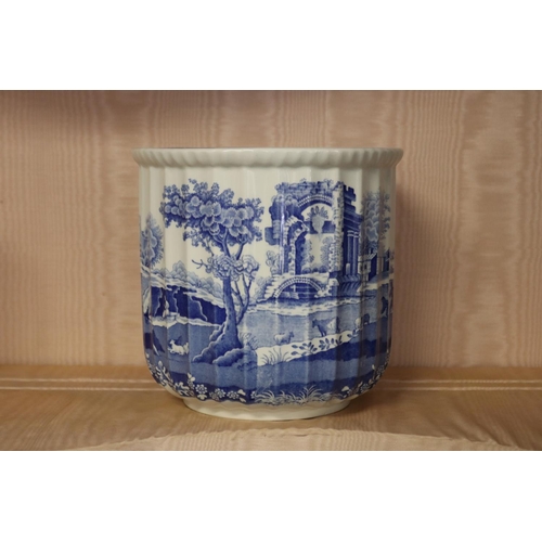 311 - Spode Italian pattern fluted jardiniere, approx 16cm H x 17cm Dia