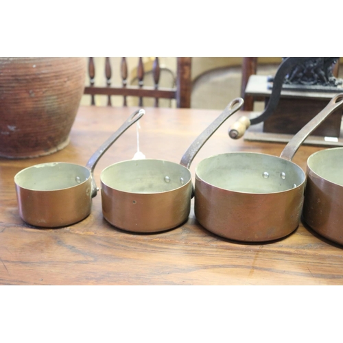 330 - Set of five antique French copper saucepans with iron handles, approx 9cm H x 18cm Dia ex handle and... 